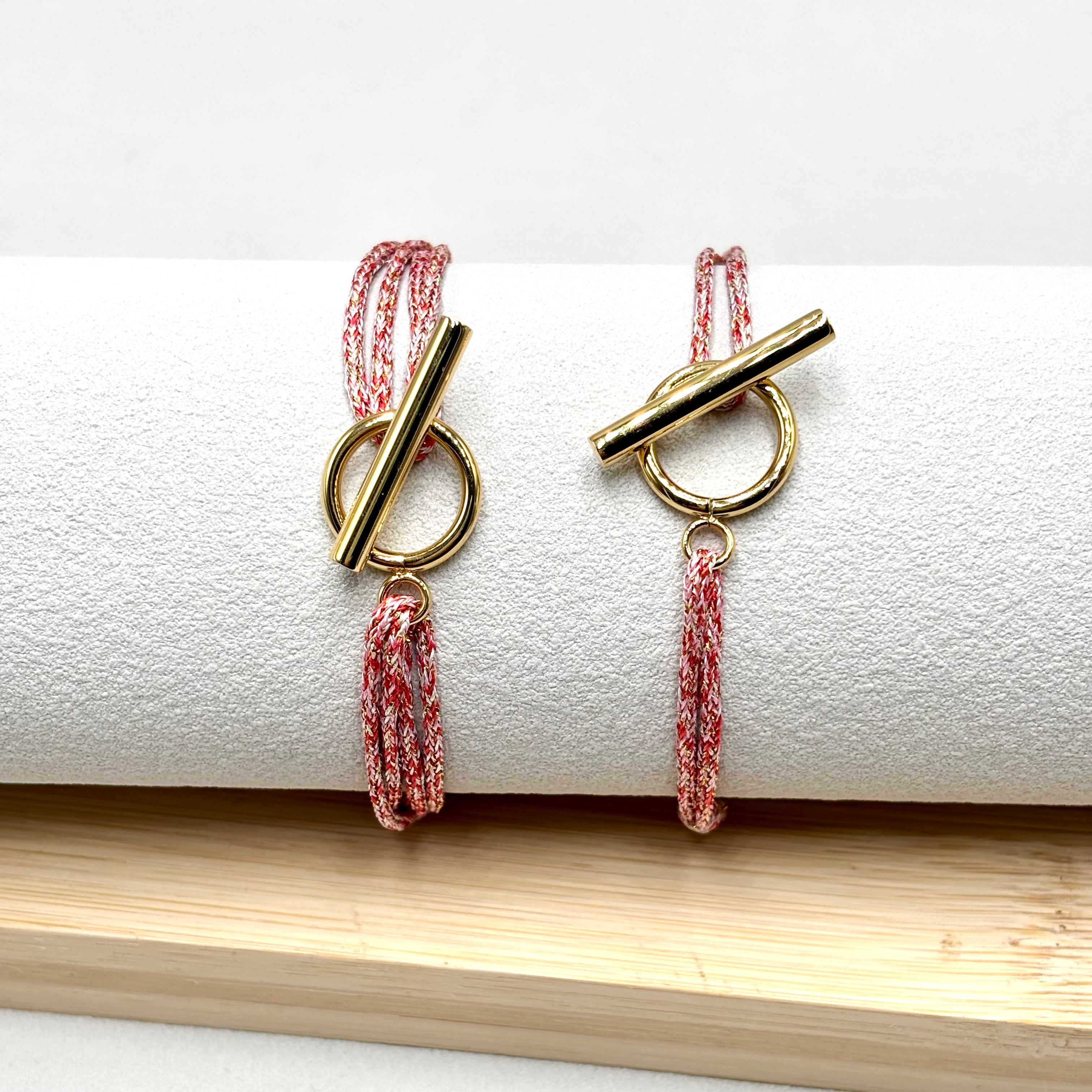 Bracelet cordon femme : le bijou tendance, personnalisable, coloré et ajustable