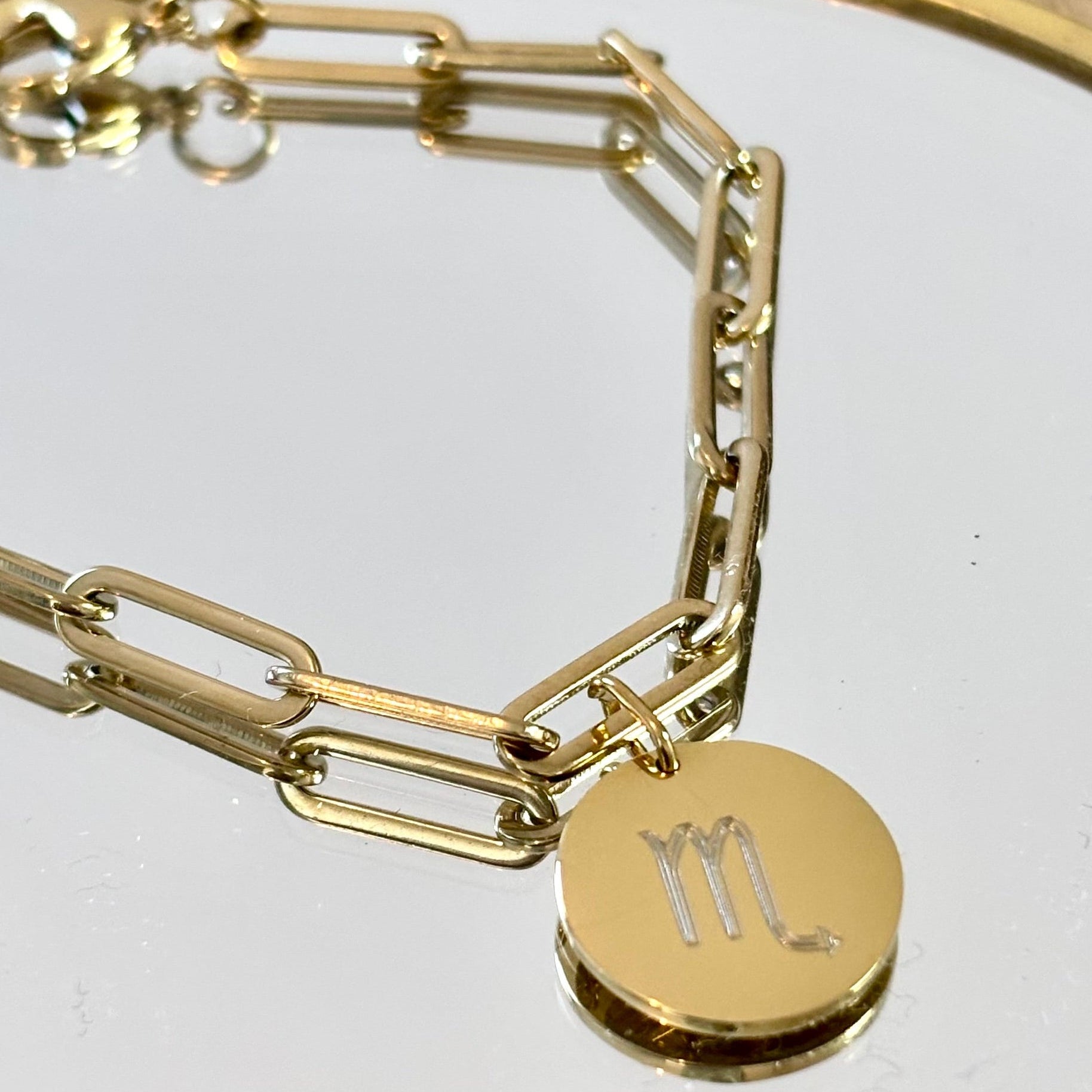 Bracelet Personnalisé Chaîne Maille Rectangle avec Médaille Astro gravée