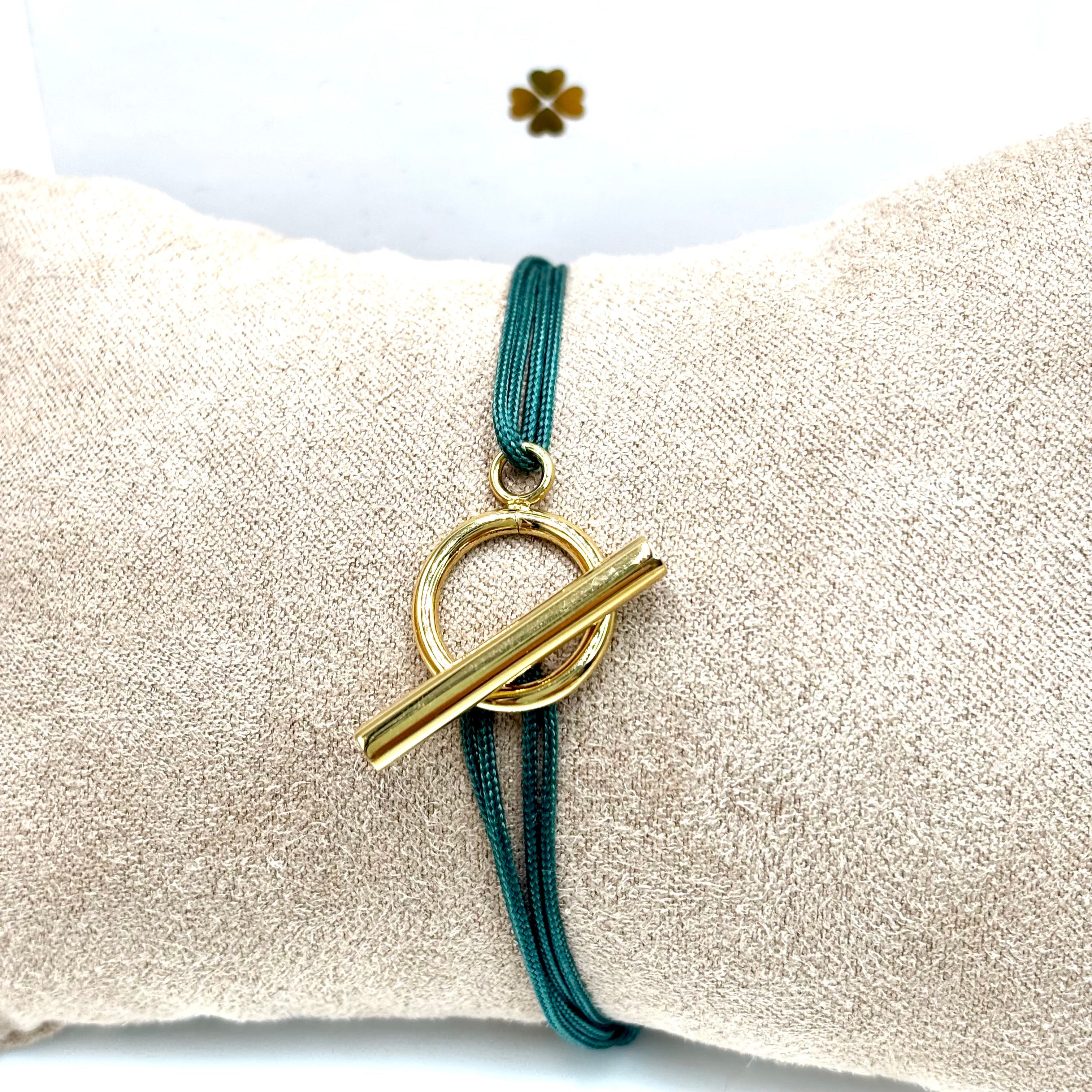 Bracelet cordon vert double fil de jade et fermoir T en acier inoxydable dore
