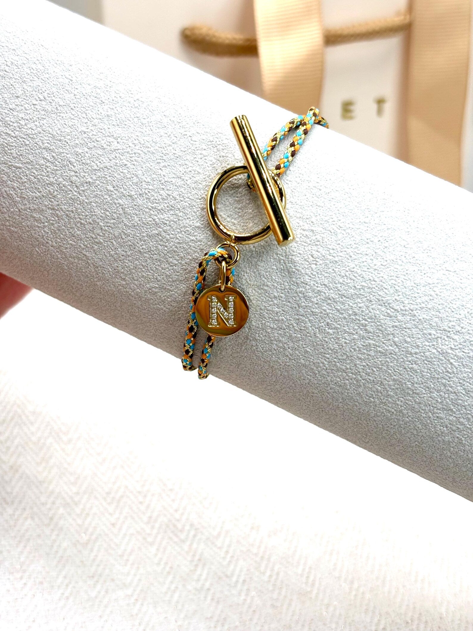 Bracelet cordon fermoir T Toggle en acier inoxydable doré initiale Lettre zirconium gravée