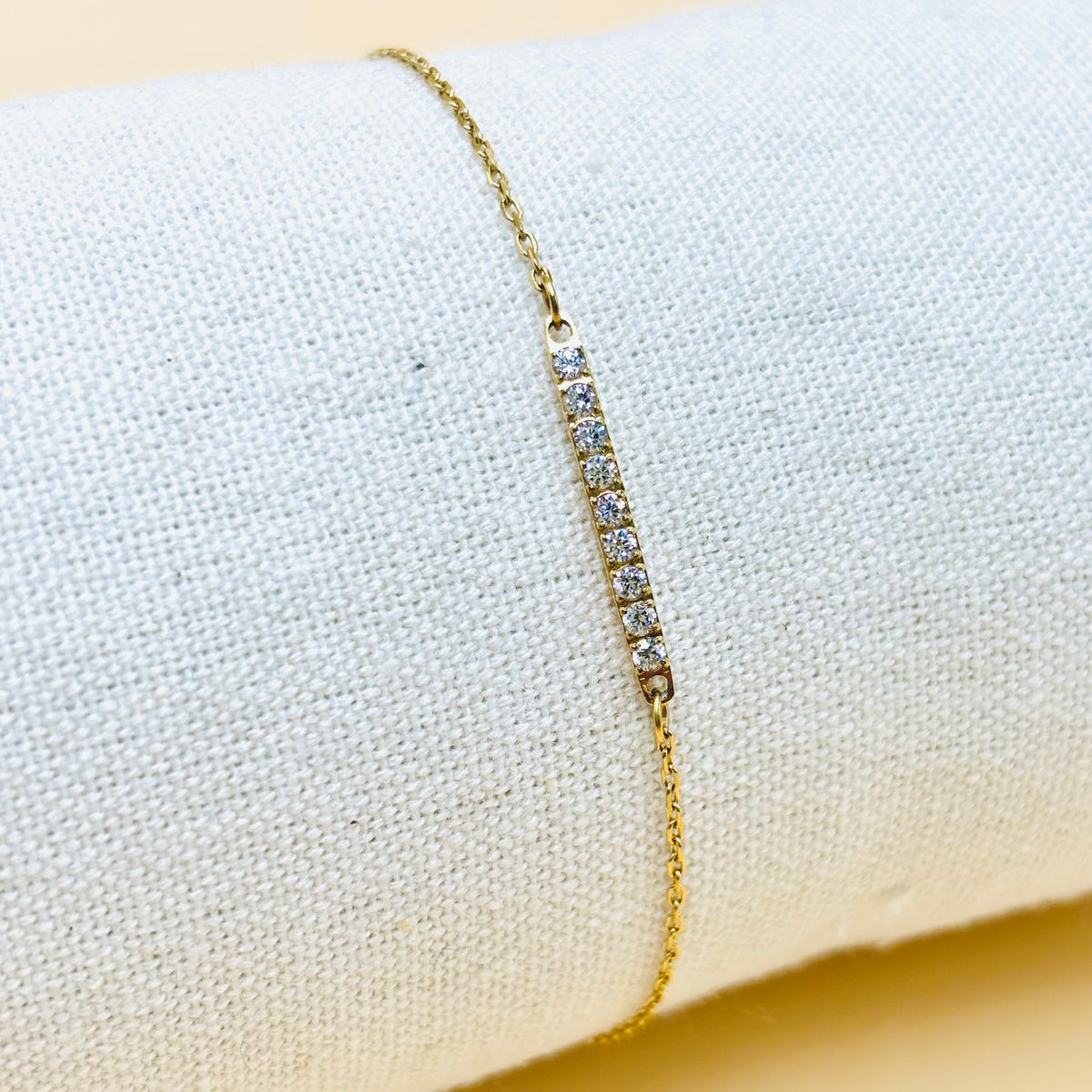 Bracelet Barre zirconium - Chaîne fine doré à l’or fin et Barre zirconium serti - Carlota
