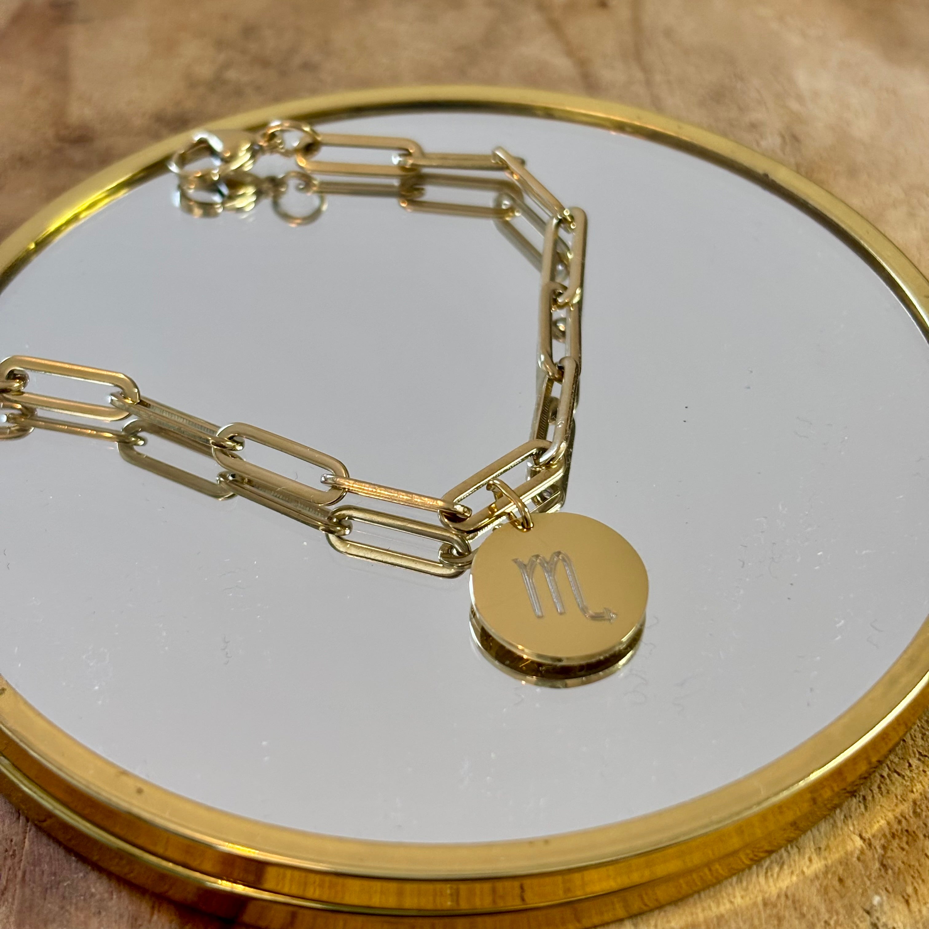 Bracelet Personnalisé Chaîne Maille Rectangle en acier doré à l'or fin avec Médaille Astro gravée