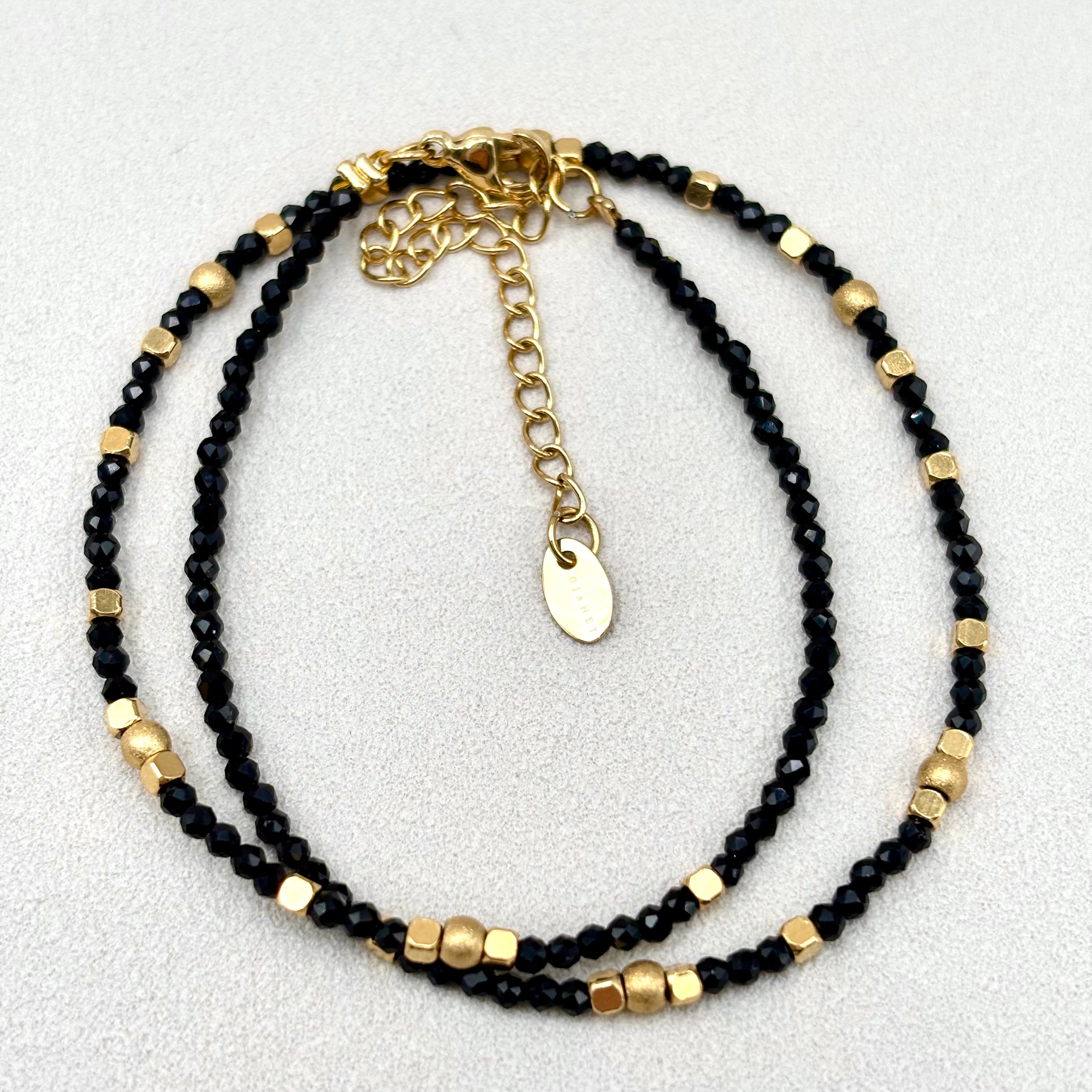 Bracelet en pierre naturelle Onyx et Hématites dorées Deira 