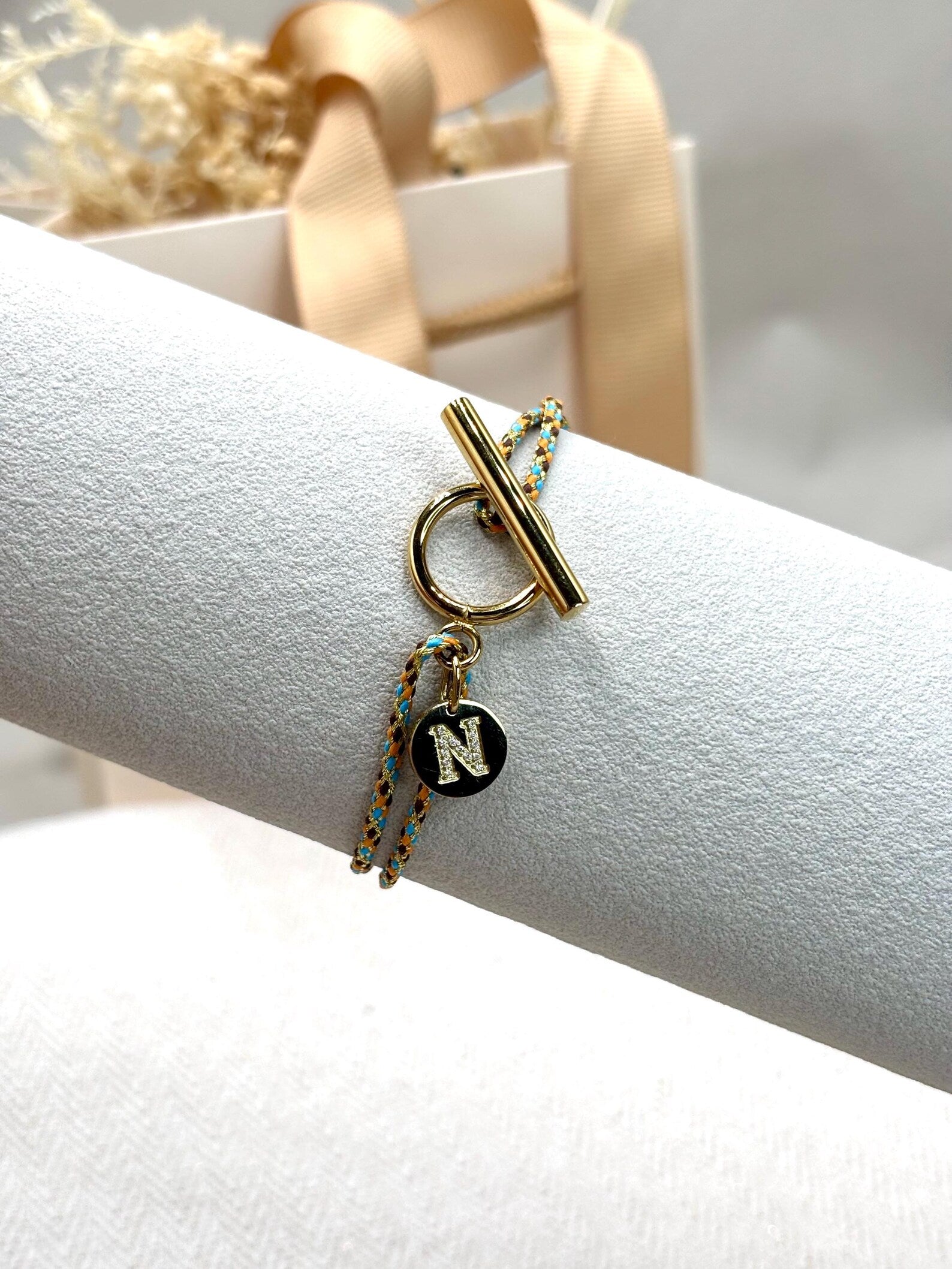 Bracelet cordon fermoir T en acier inoxydable doré initiale Lettre zirconium gravée