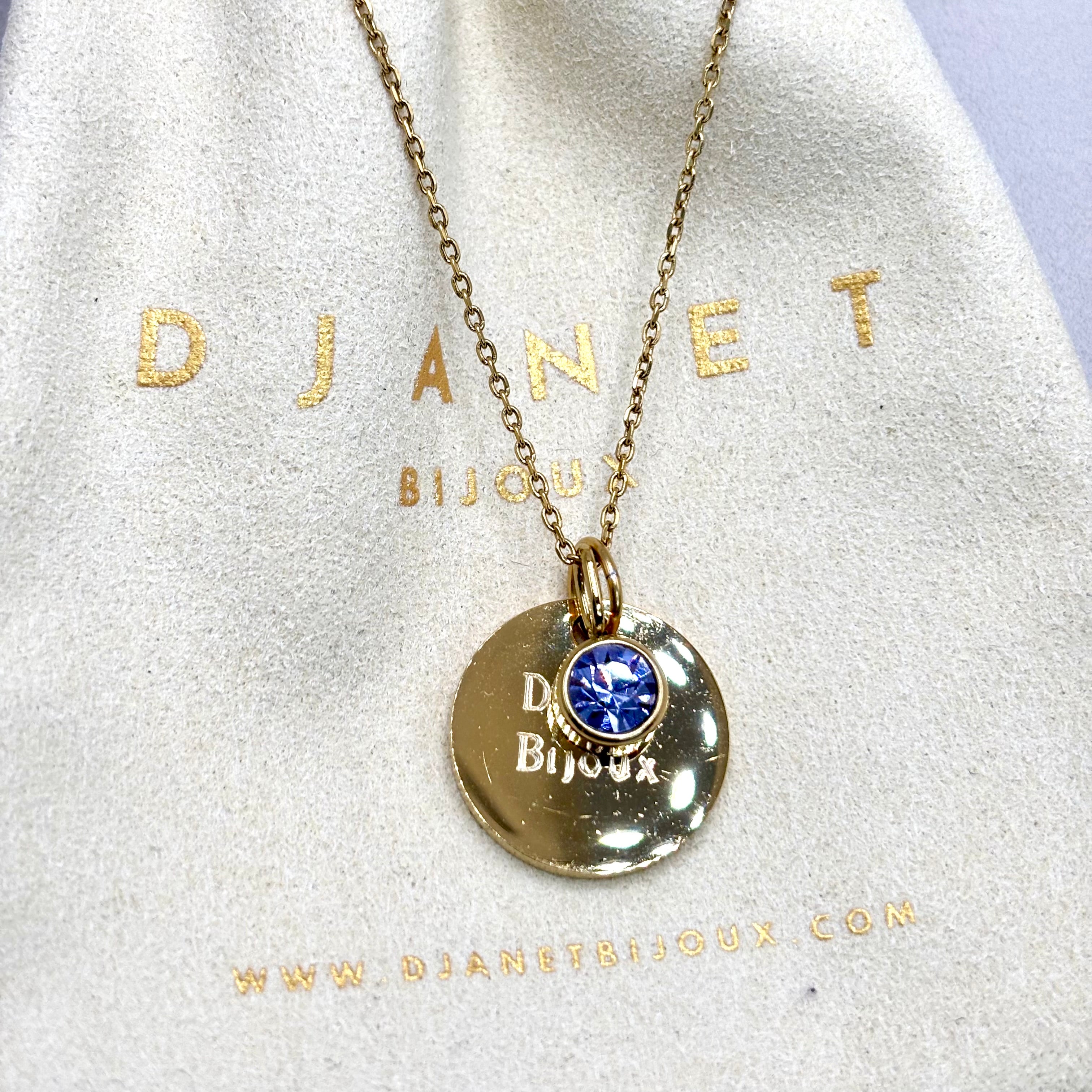 Collier chaine fine maille forçat médaille gravée en acier doré Djanet Bijoux et pierre de naissance 